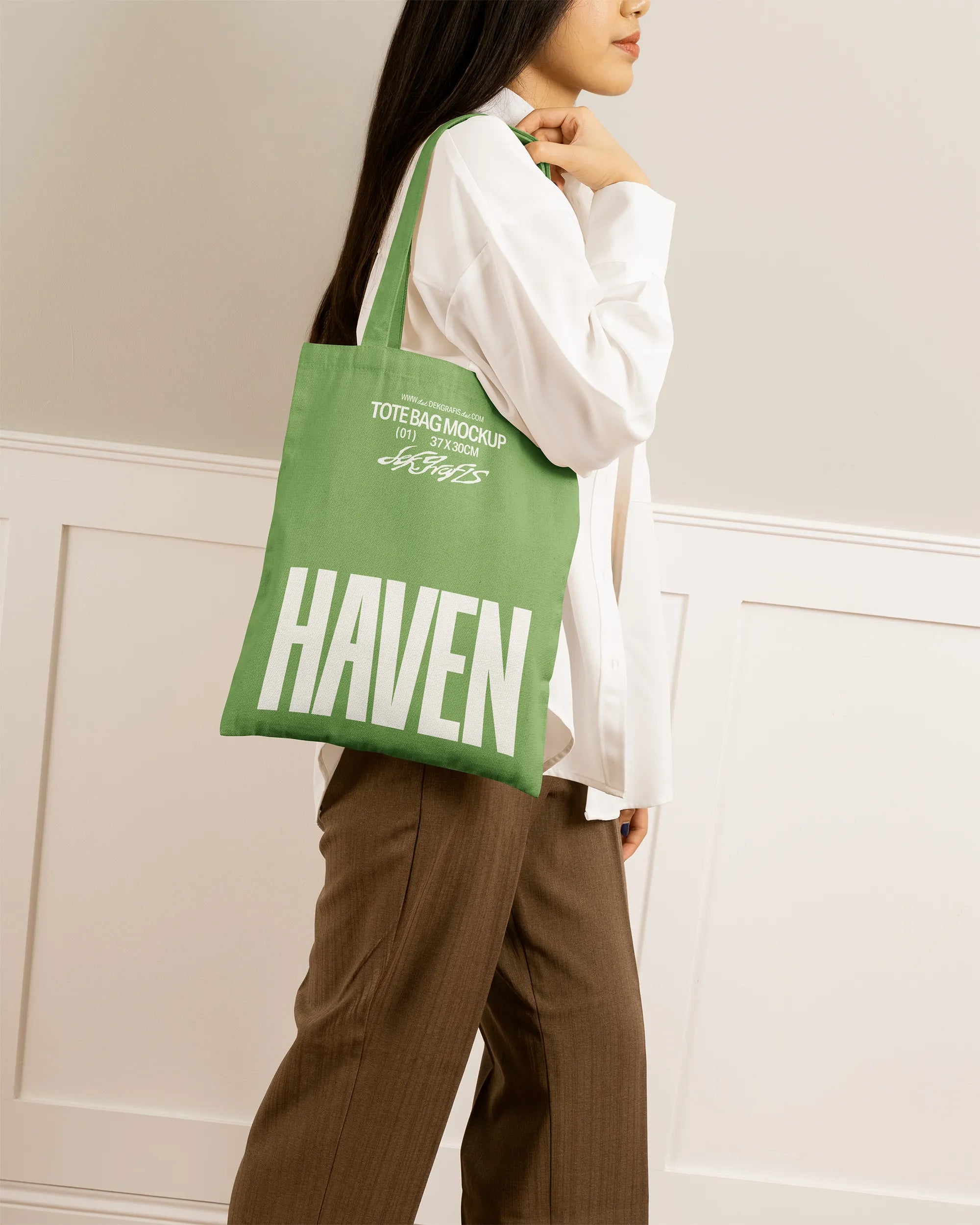 01 HC Merch Mockup 2025