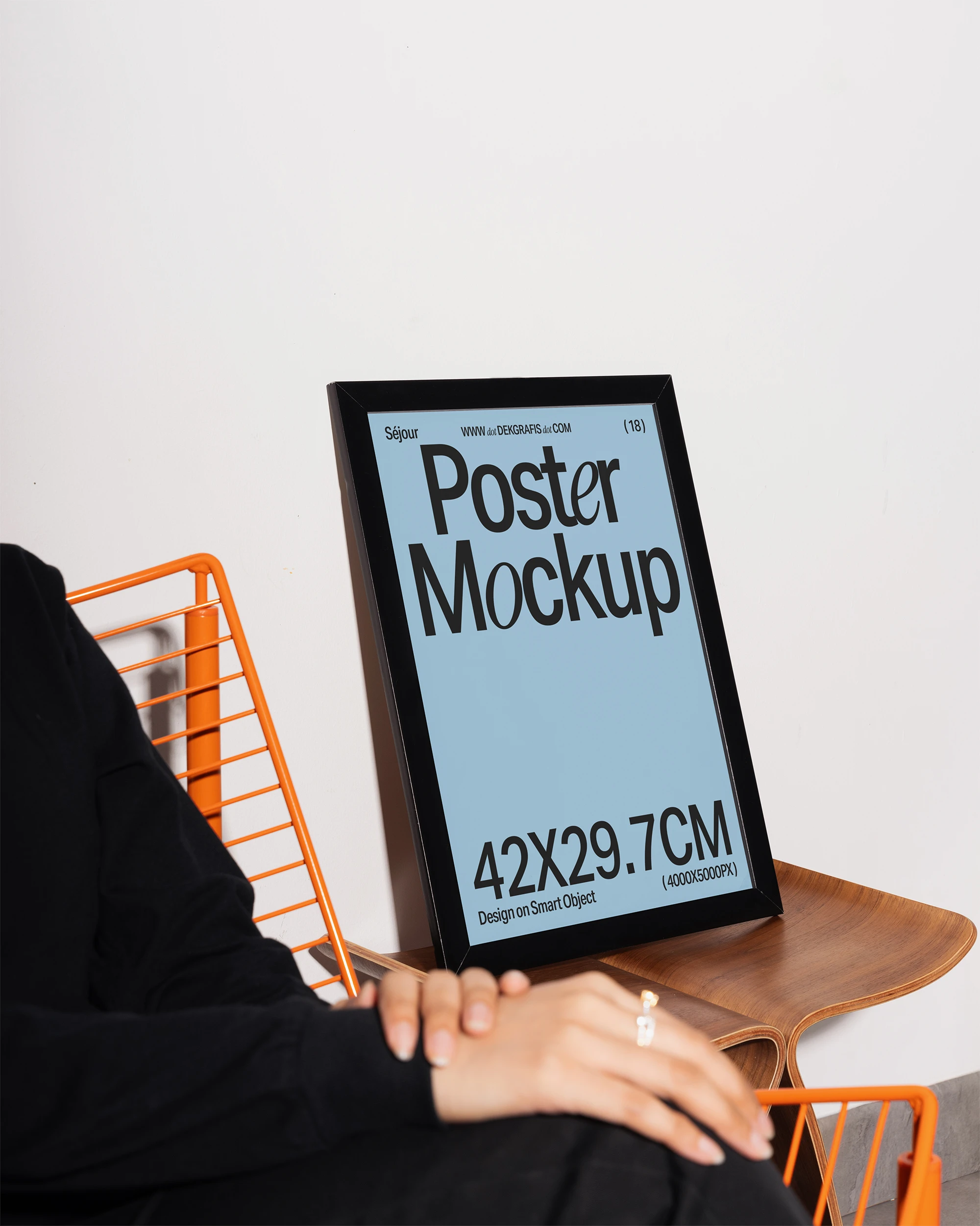 18 Aesthetic Merch Mockup SR