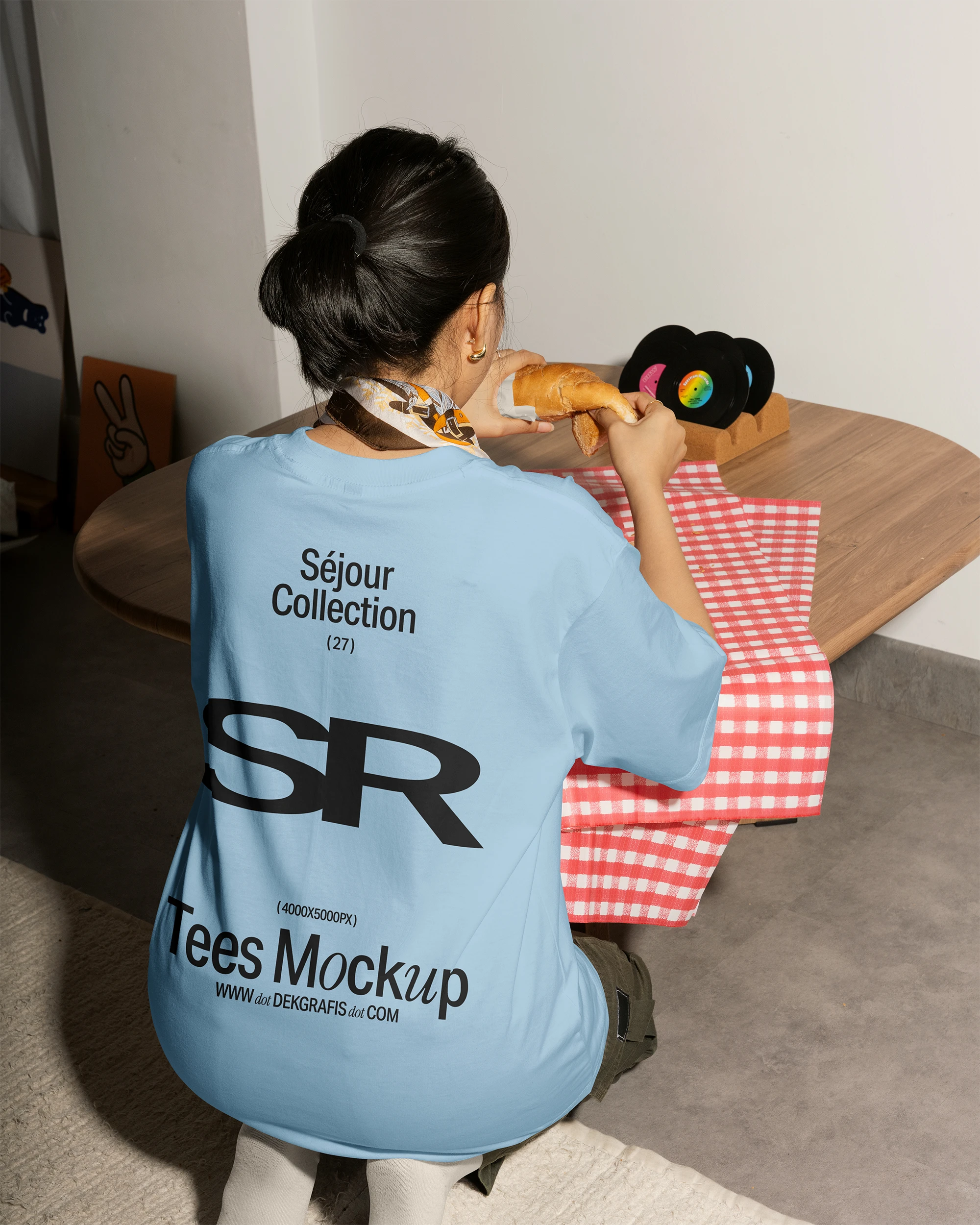 27 Aesthetic Merch Mockup SR