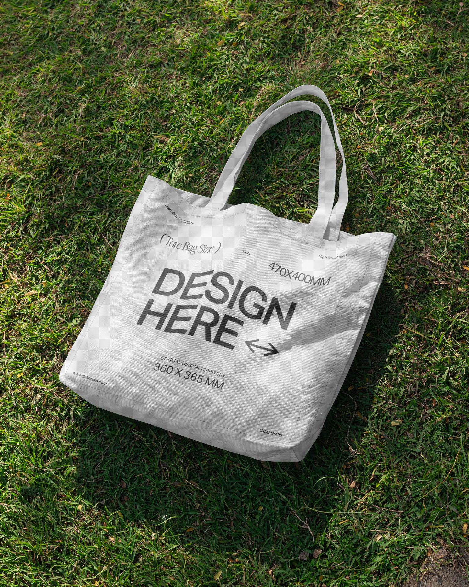 10 Realistic Tote Bag Mockups 2024