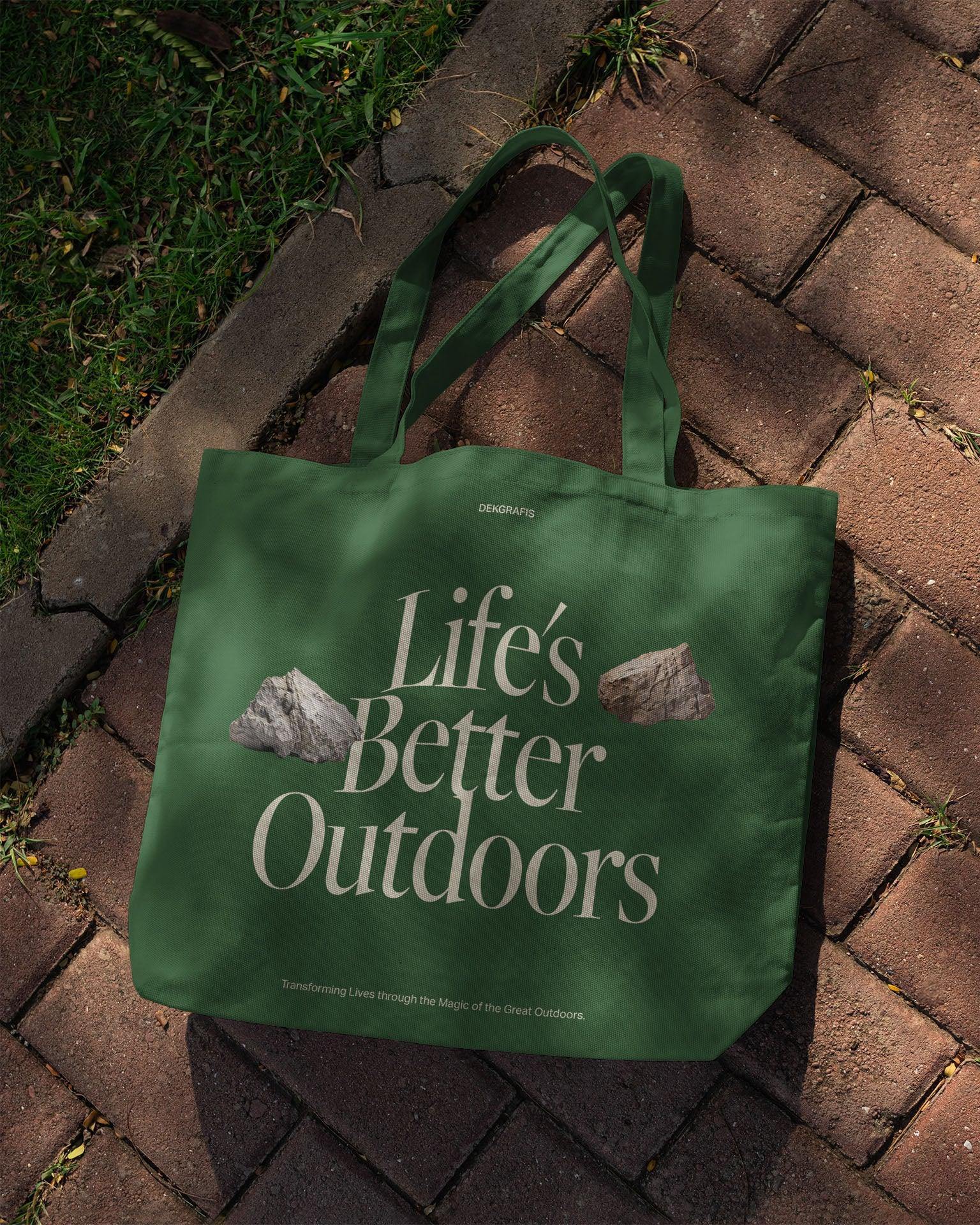 10 Realistic Tote Bag Mockups 2024