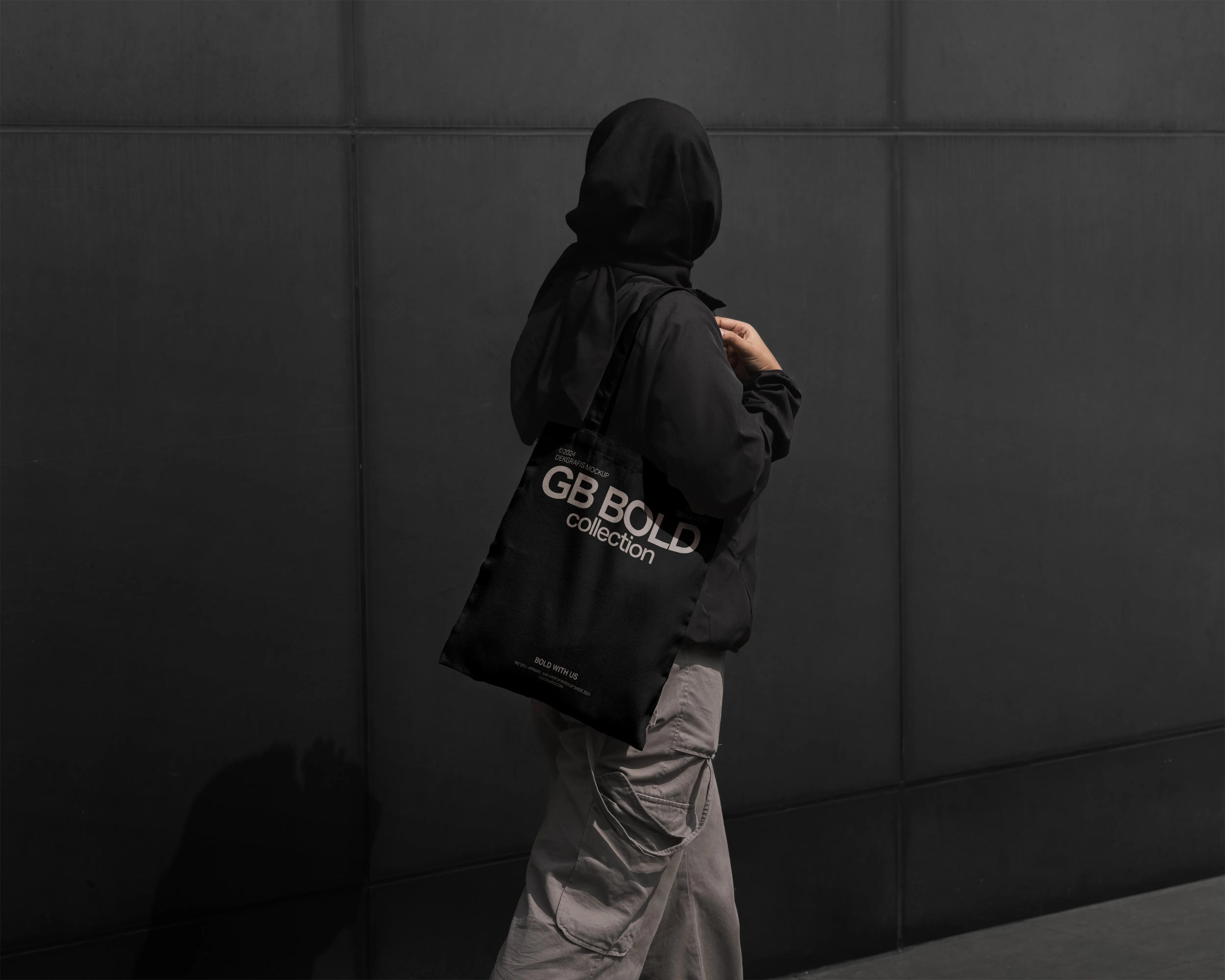 GBB Tote Bag Mockup 03