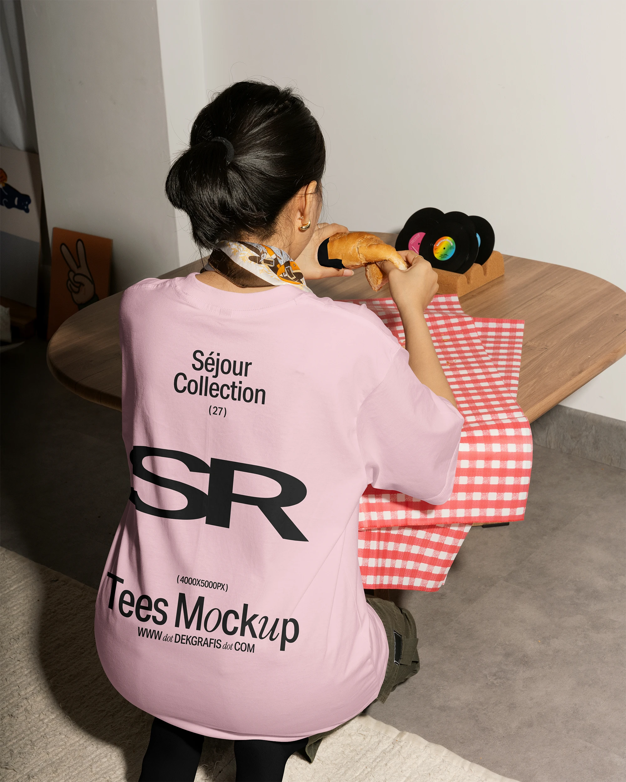 42 Aesthetic Merch Mockup SR Collection