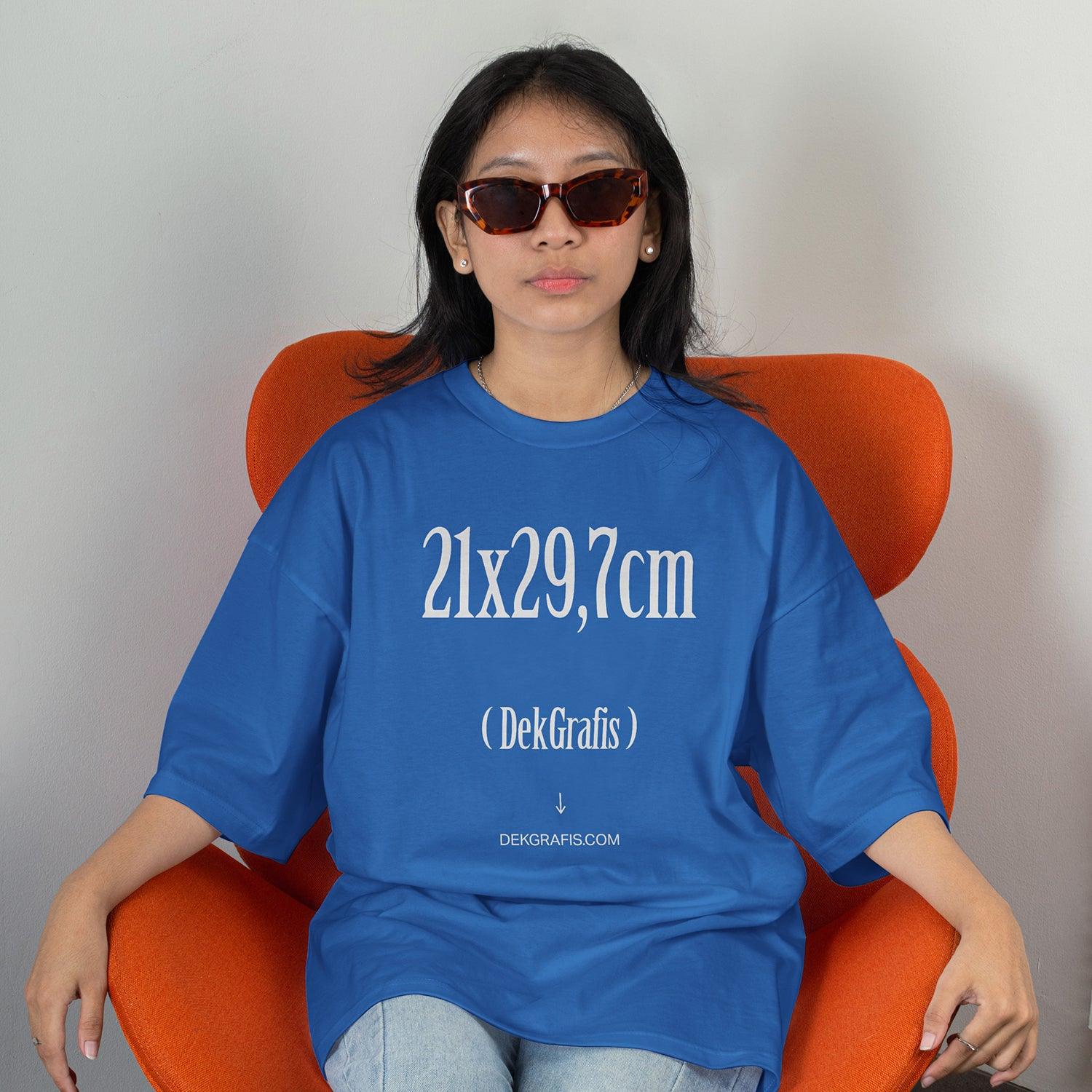 Free Oversize T-Shirt Mockup A4 Print 01