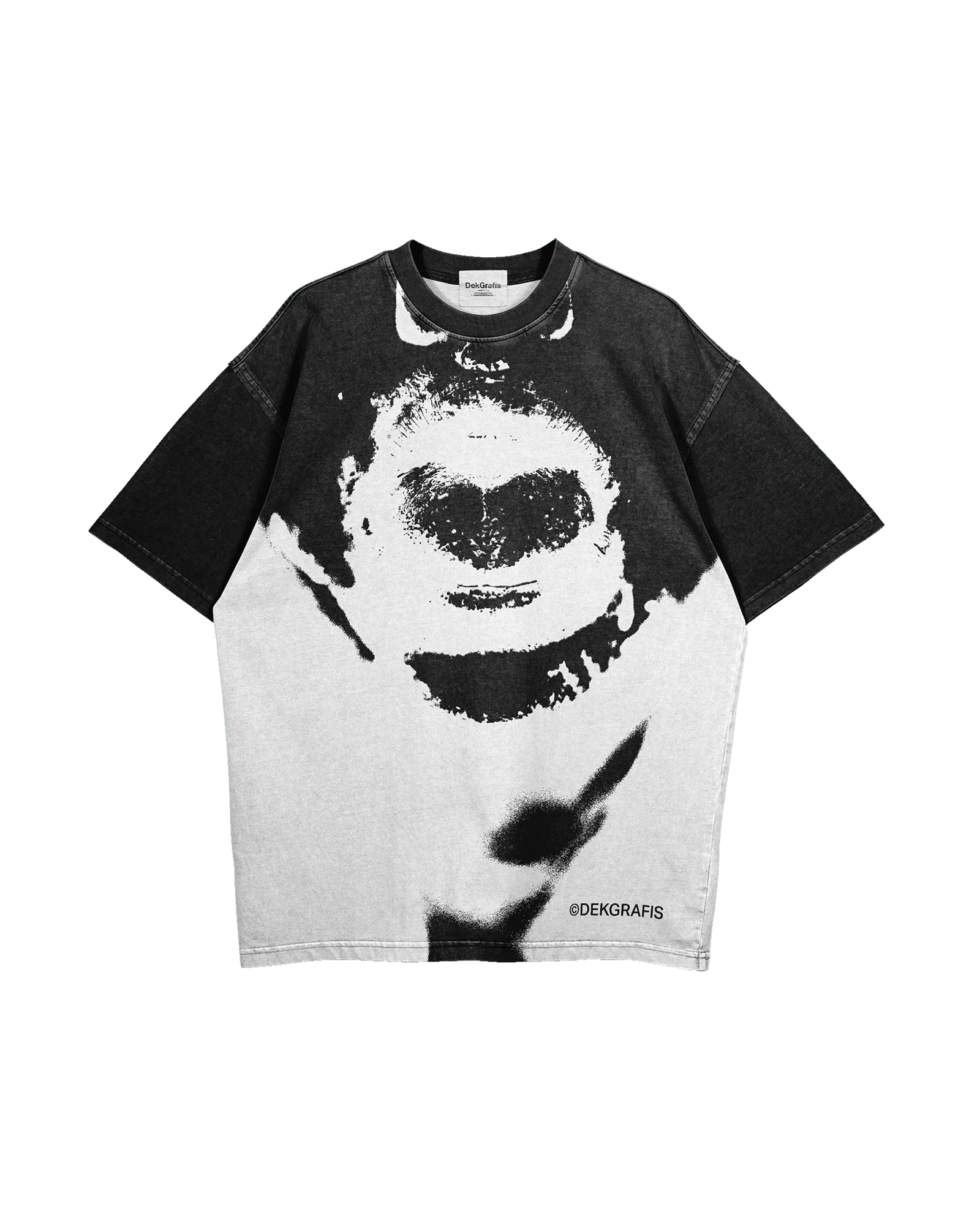 12 Oversize Retro-Washed T-Shirt Mockups 2023